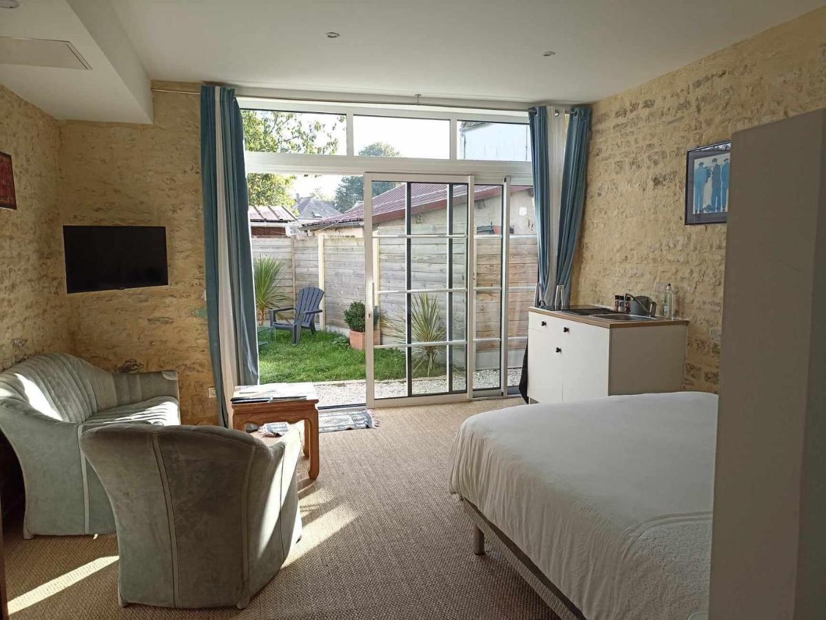 Studio Vargas Avec Jardin - Omaha Beach Colleville-sur-Mer Exterior photo